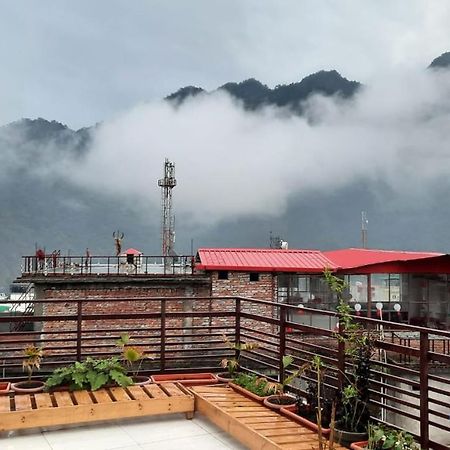 The Mountain View Hostel Rishikesh Bagian luar foto