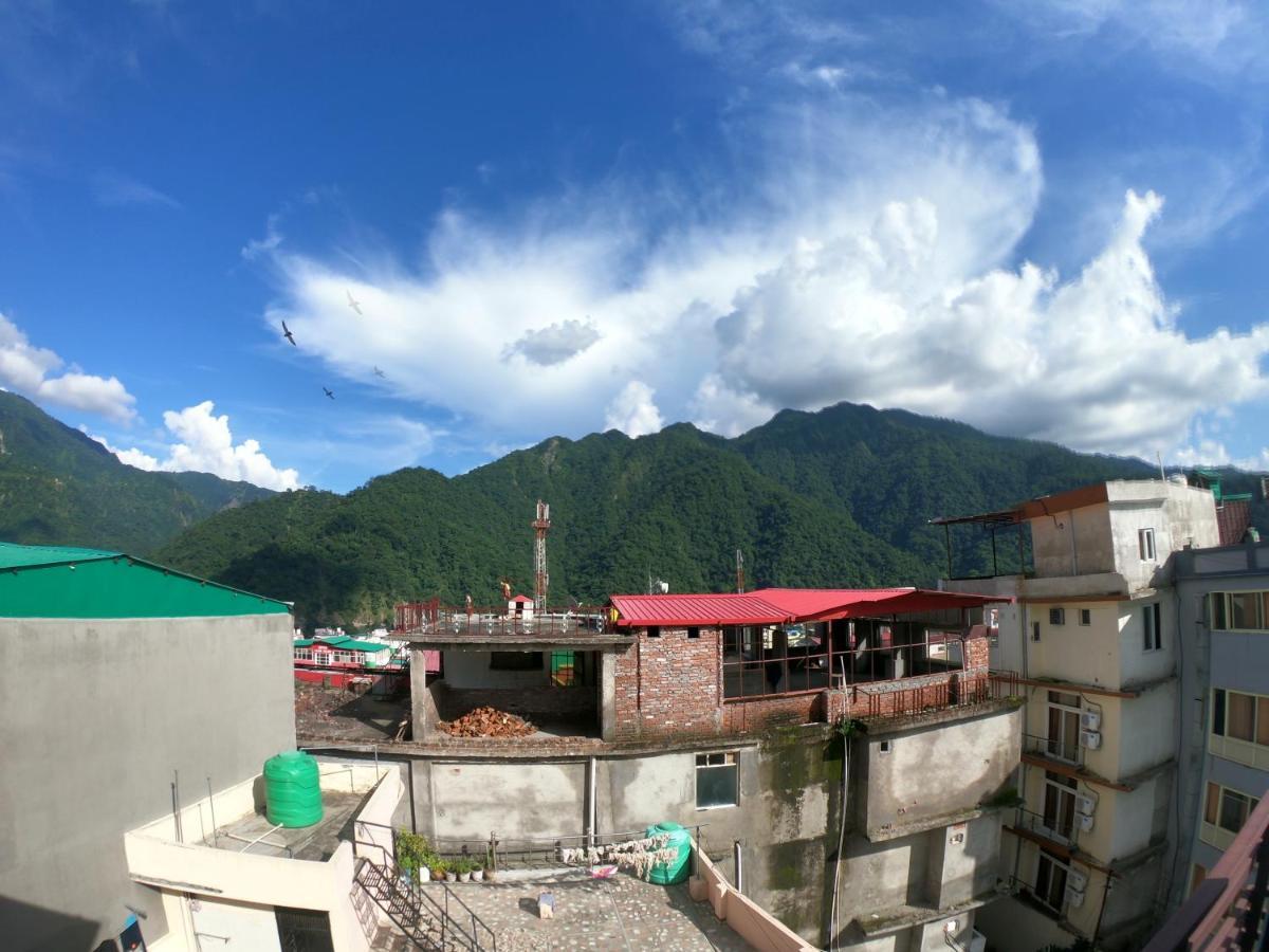 The Mountain View Hostel Rishikesh Bagian luar foto